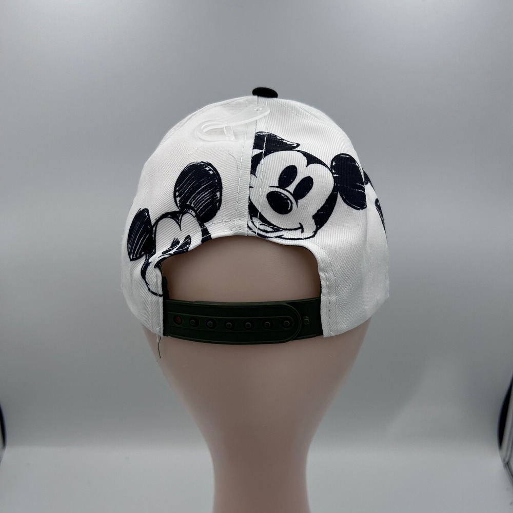 Disney Mickey Mouse Sketch Print Snapback Hat White Green Flat Brim Baseball Cap - Picture 4 of 5